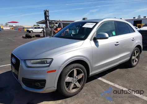 2015 Audi Q3 2.0T Premium Plus z USA, uszkodzony, nr VIN WA1EFCFS0FR009066